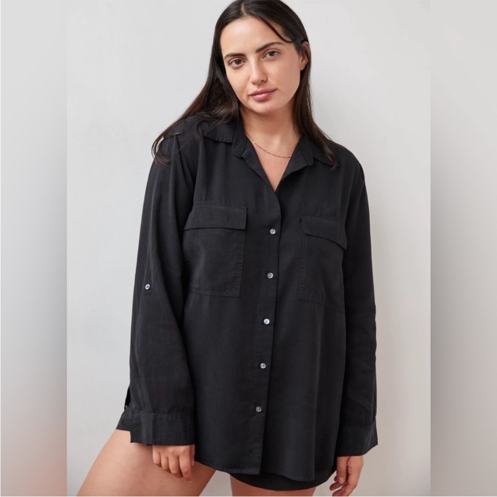 ◾️Aritzia Babaton Black Button Up Front Pocket Lyocell Blouse